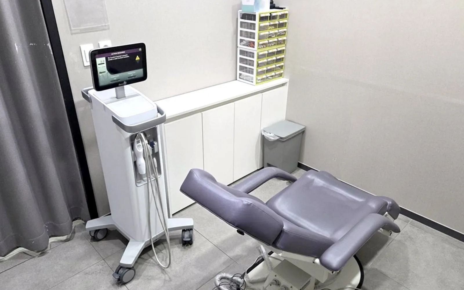 Thermage FLX treatment room at The H Faceup Clinic, Gangnam