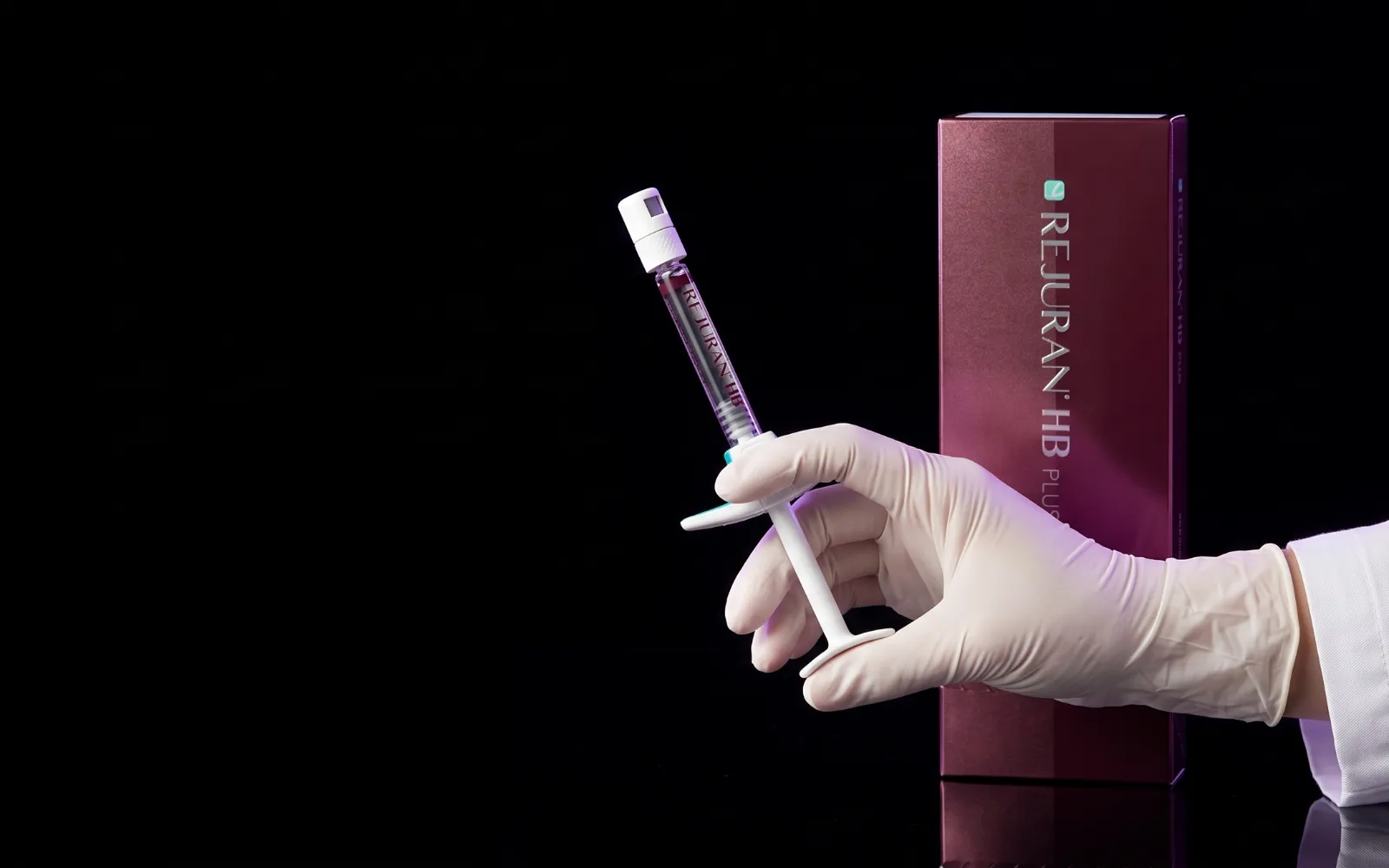 Genuine Rejuran HB plus opened in front of the patient – Rejuran price Seoul, full dose